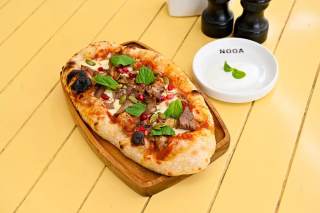 LAMB FLAT BREAD